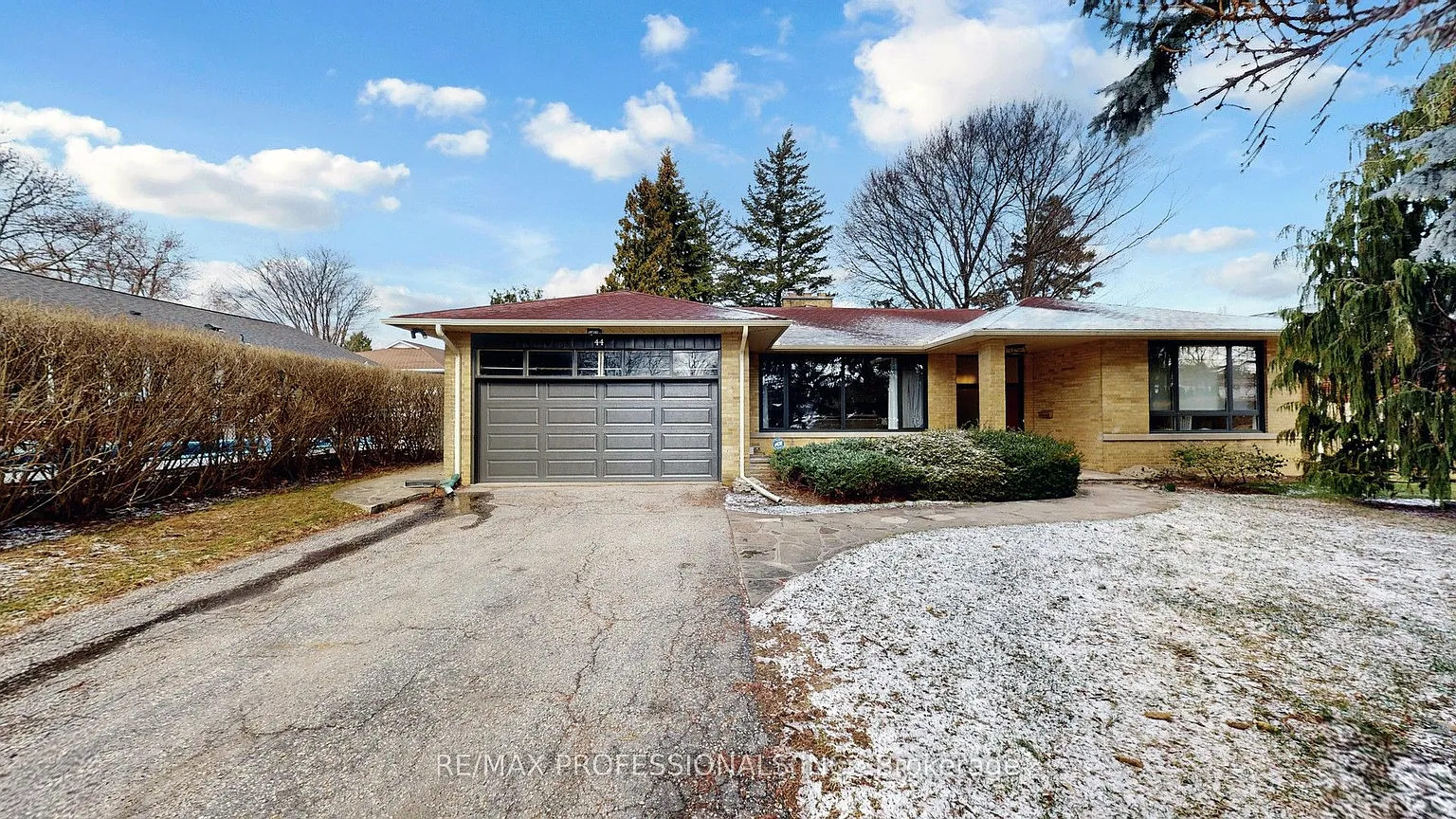 44 Princess Margaret Blvd #Basement photo 1