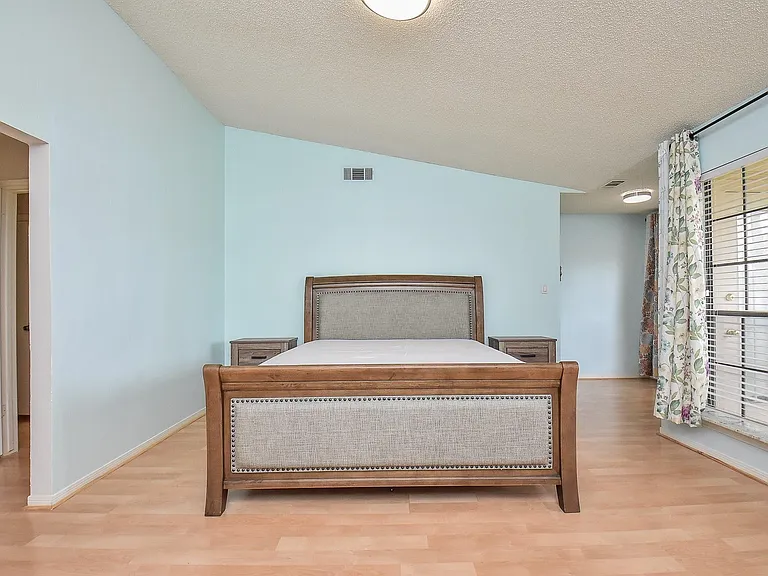 800 Country Place Dr #101 — Photo 16
