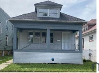 10520 S Perry Ave, Chicago, IL 60628