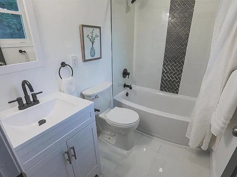 5419 Hillen Rd — Photo 25