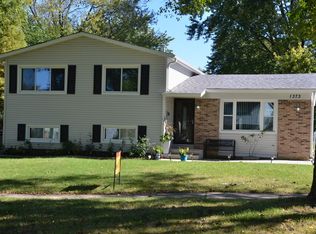 1373 Terry Rd, Glendale Heights, IL 60139