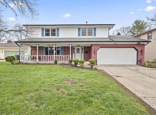 6100 Darby Ln, Columbus, OH