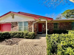 126 Walton Dr NE, Fort Walton Beach, FL 32548