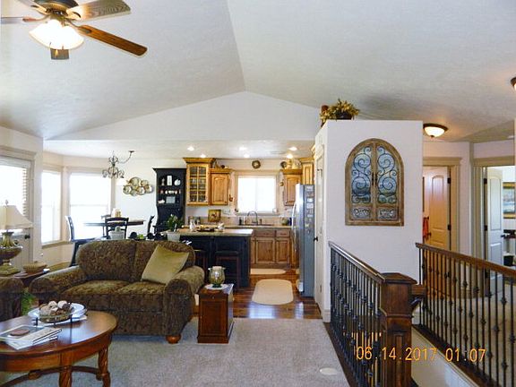 4th image of 583 E Gatehouse Ln