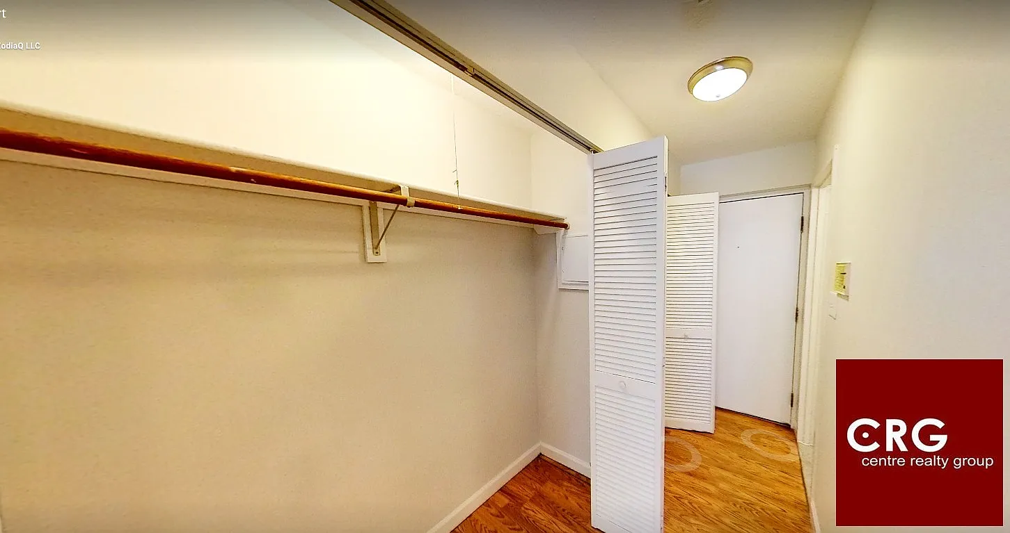Studio, 1.0 bath, 325 sqft, $2,200 — Photo 3
