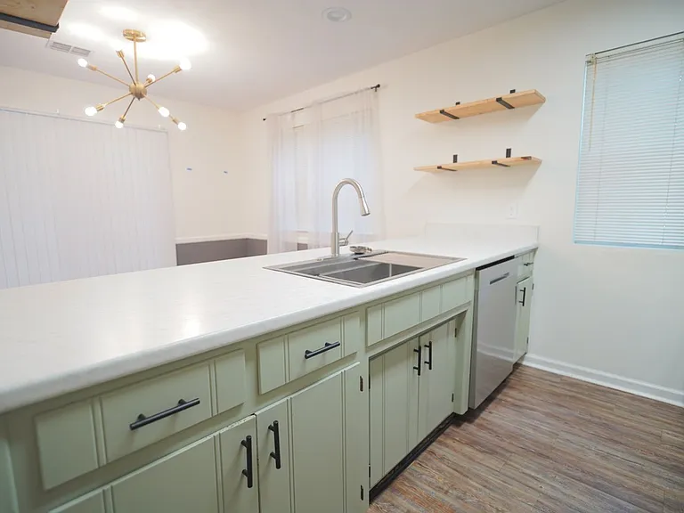 3027 Oak Hammock Ln — Photo 5