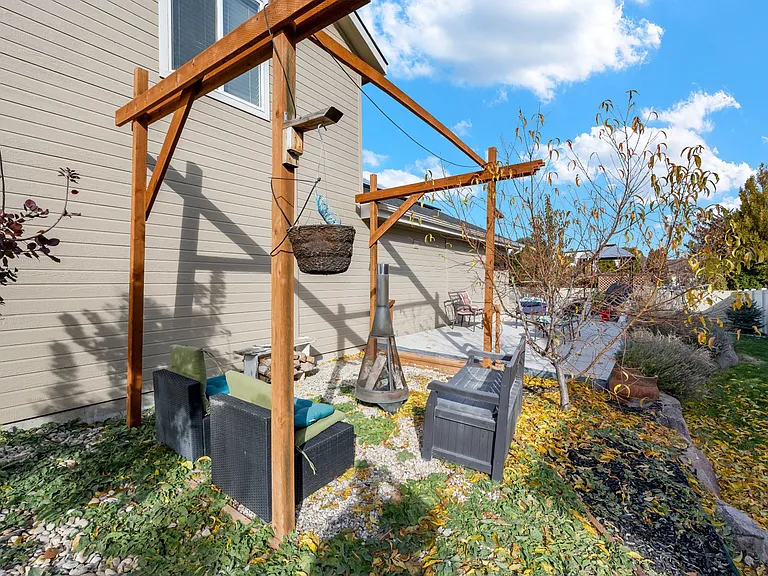 15648 Cumulus Way — Photo 43