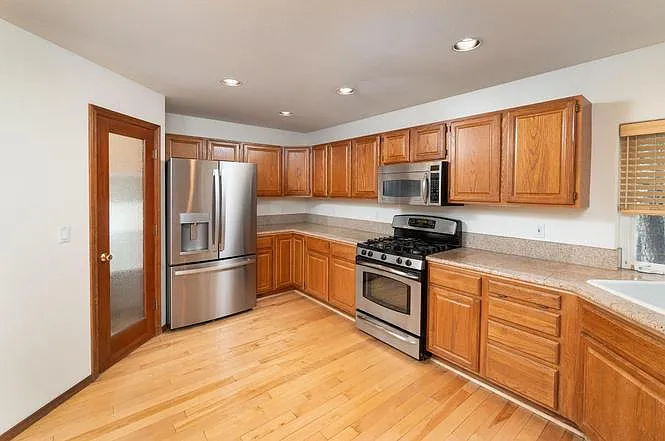 2341 NW Great Pl — Photo 7