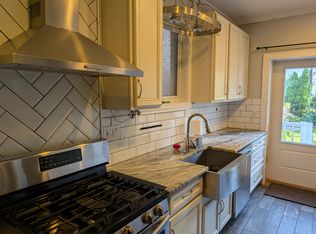 (Undisclosed Address), Jersey City, NJ 07306