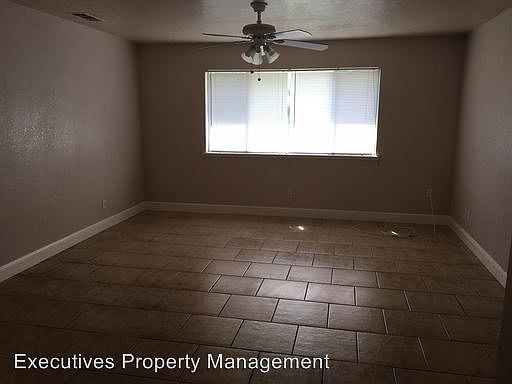 2nd image of 3301 Bismarck Dr