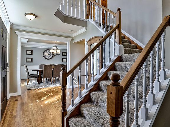 5th image of 18 Rainbow Ln