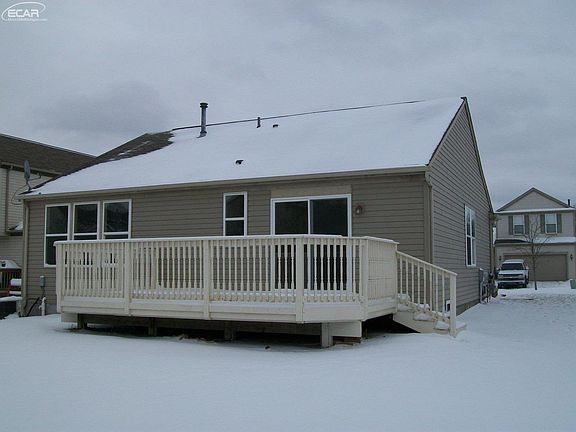 2nd image of 5081 Meadow Crest Cir