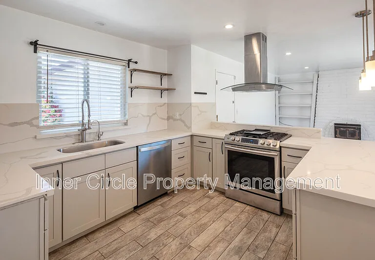 2225 Mount Whitney Dr — Photo 8