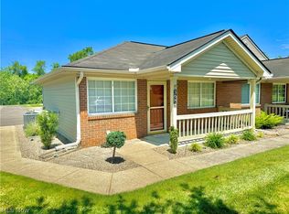 3684 Colony Hill Dr, Zanesville, OH 43701