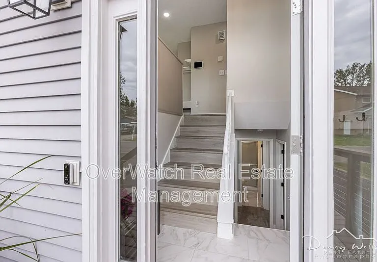 1821 Kodiak St — Photo 2