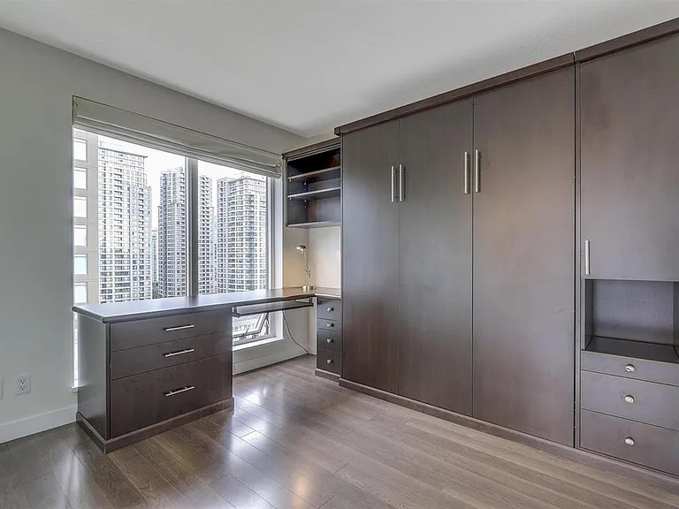 1055 Homer St #1405 — Photo 6