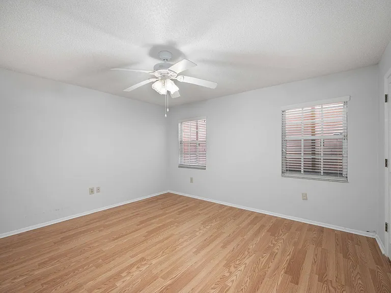 3411 57th Avenue Dr W — Photo 25