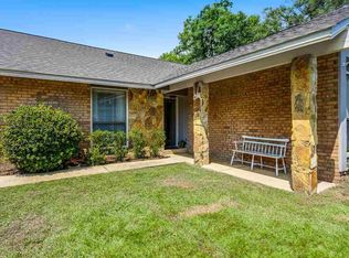 2782 Great Oaks Ln, Gulf Breeze, FL 32563