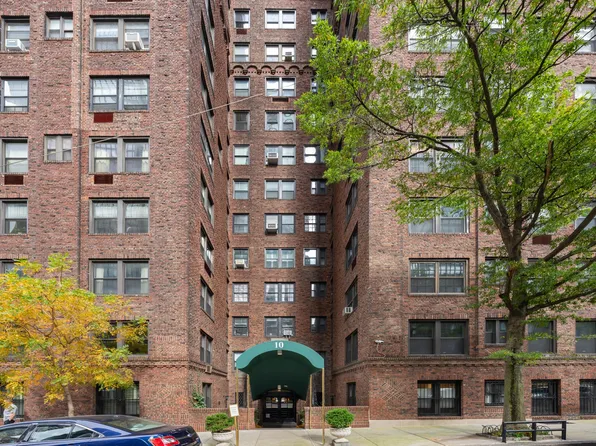 10 Mitchell Place image 18 of 18