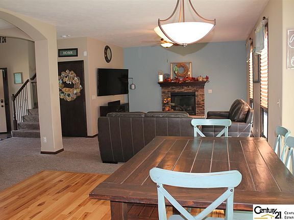 3rd image of 2105 Lola Ave