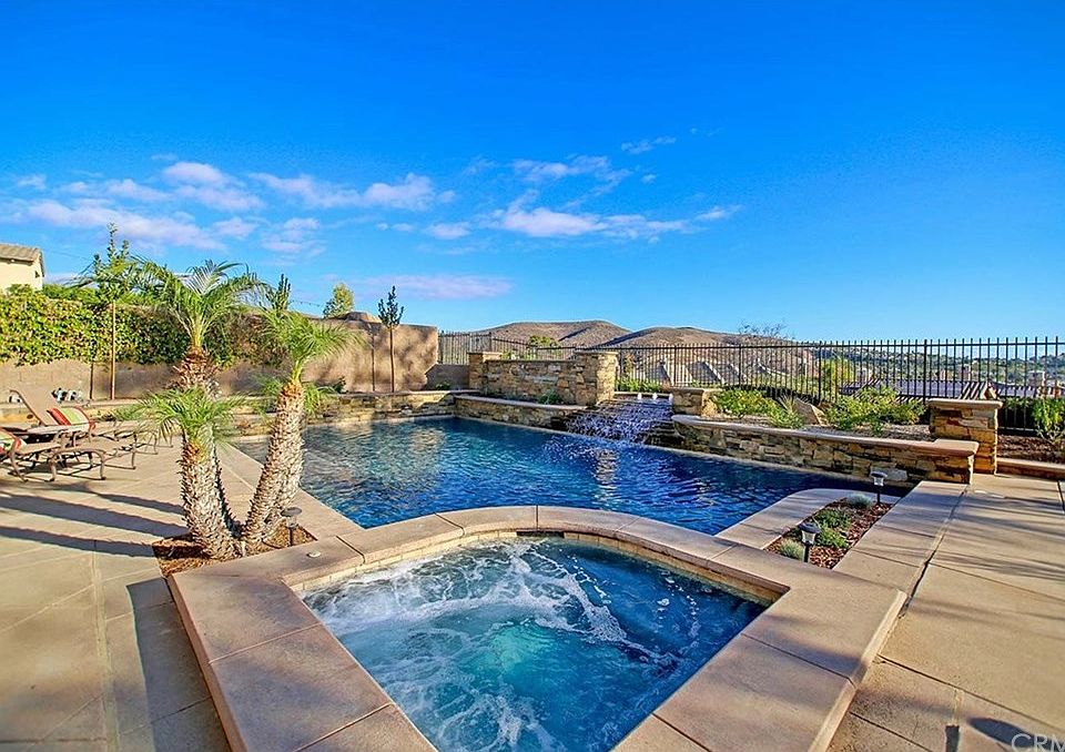 1st image of 6706 Camino Cresta