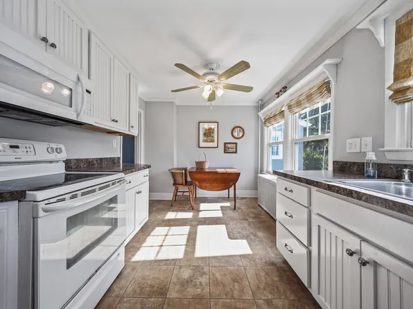 40 Laval Street, Waterbury, CT 06706