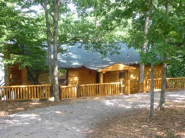 2nd image of 5450 Forest Dr