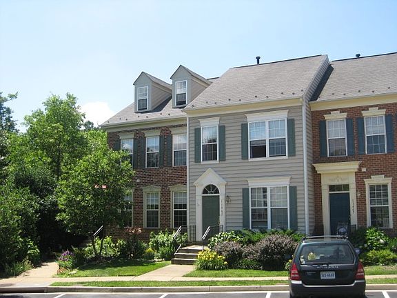 Lovely North Reston Townhouse