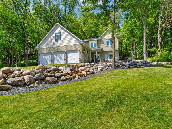 2119 199th St W, Faribault, MN 55021