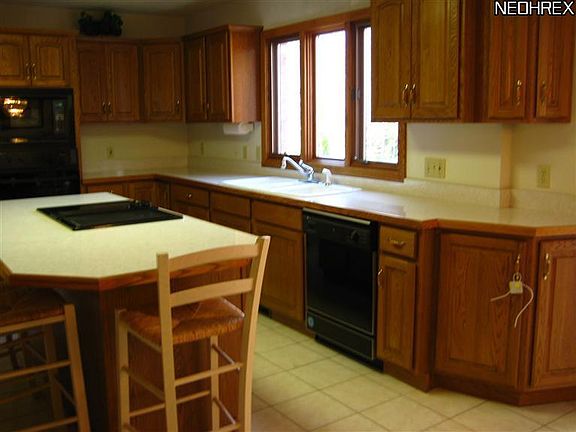 5th image of 228 Cheltenham Ln