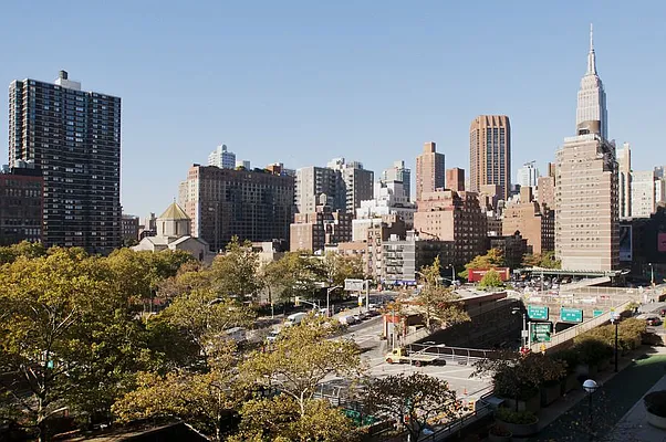 Sold by Thrasher Real Estate | media 1