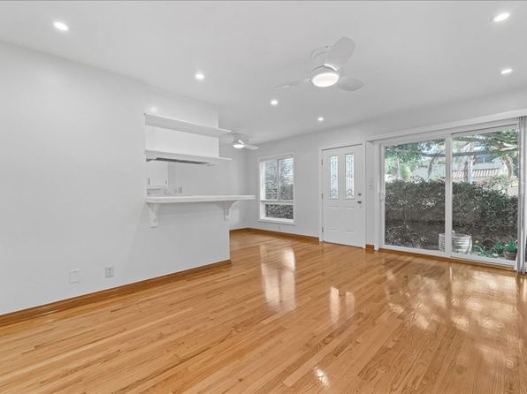 1739 Washington Way APT 3