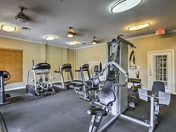 5th image of 1228 S Missouri Ave Unit 604