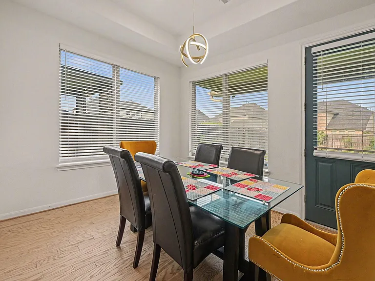 2107 Brooke Avery Dr — Photo 10