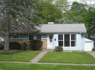1456 Herrick Ave NE, Grand Rapids, MI