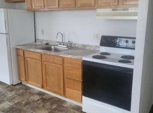 208 Elm St APT 3, Lawrenceburg, IN 47025