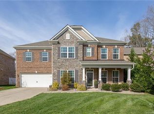 7911 Sardis Crest Dr, Charlotte, NC 28270