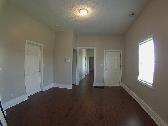 Living room with seperate entrance on the side of the house