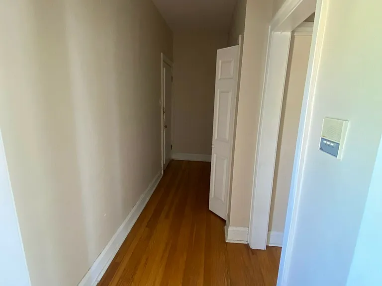 830 Reba Pl #3S — Photo 10