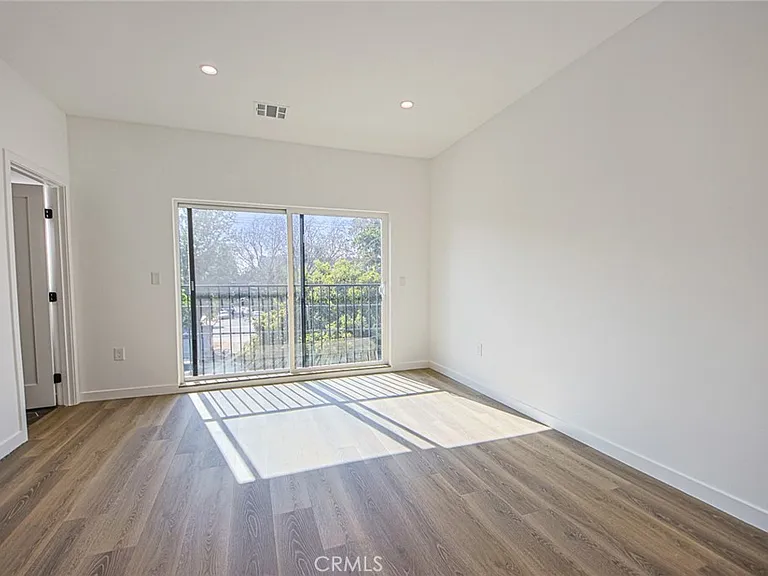 5235 Satsuma Ave — Photo 39