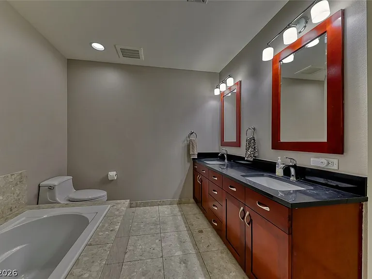 4575 Dean Martin Dr #1912 — Photo 20