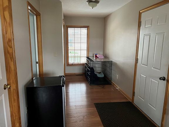 2nd image of 605 Cheshire Dr