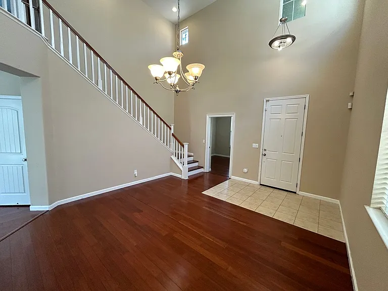 2342 Blue Ridge Ave — Photo 4