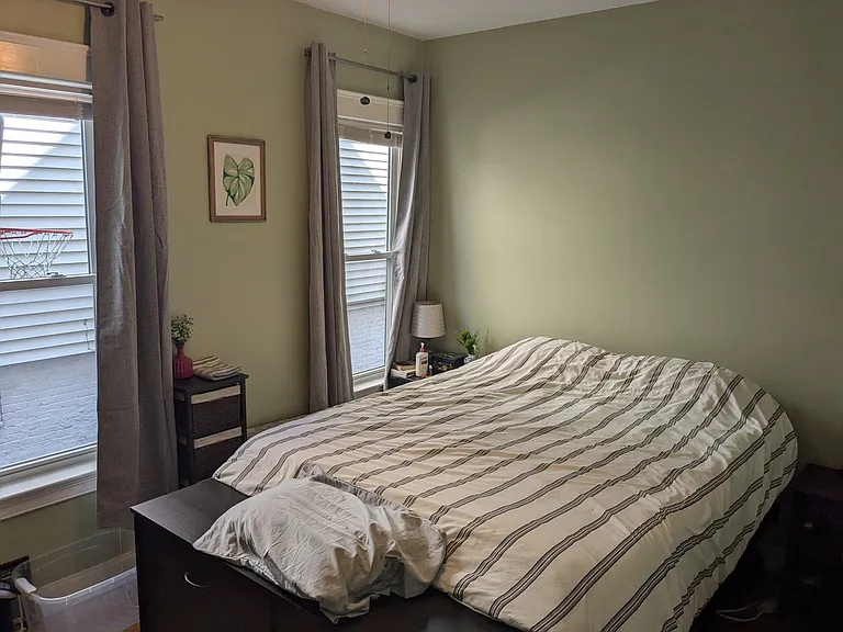 8 Cedar St #1 — Photo 5