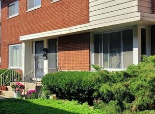 4663 Brummel St, Skokie, IL 60076