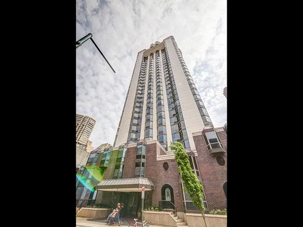 2018-32 Walnut St #7B, Philadelphia, PA 19103