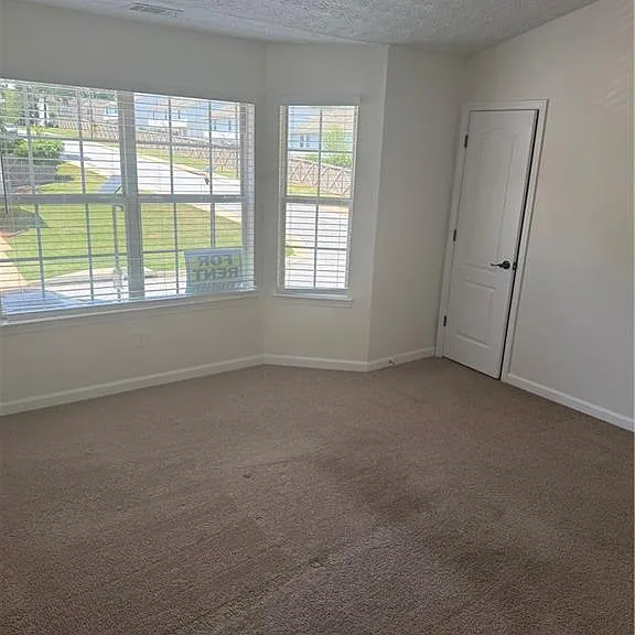 3127 Fields Dr — Photo 15