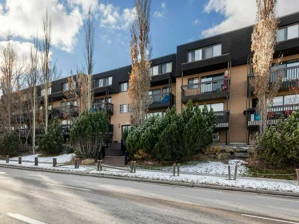 3519 E 49th St NW #29, Calgary, AB T3A 2C7