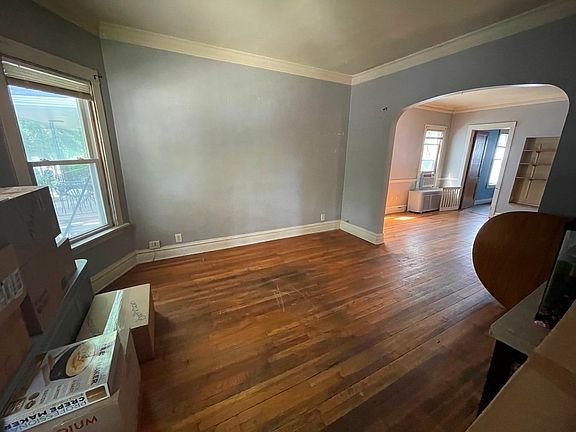 3rd image of 3450 N Lawndale Ave