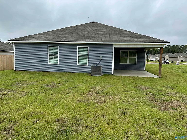 205 Six Pence Ct — Photo 18